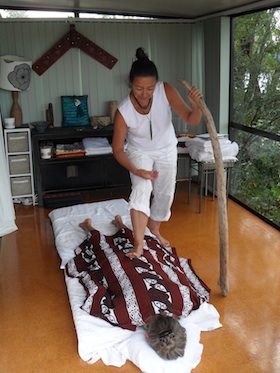 Rotorua massage Romiromi by Wiki Oman at Lakeside Retreat